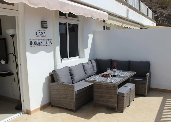 Casa Romantica De Balcon De *