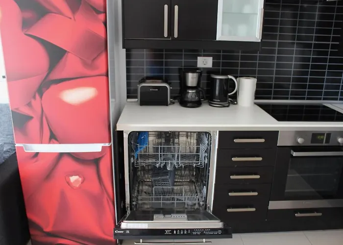 Casa Romantica De Balcon De Amadores